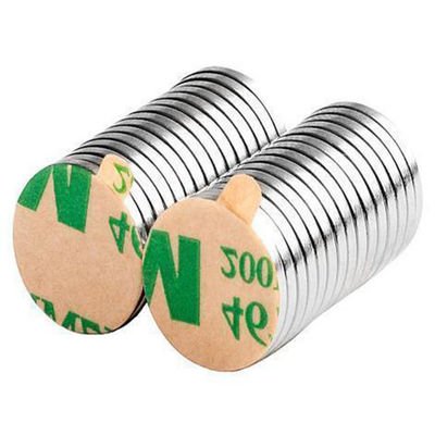kualitas Neodymium Disc Magnet NdFeB Permanen dengan 3M Adhesive untuk kerajinan kantor dan penggunaan industri pabrik