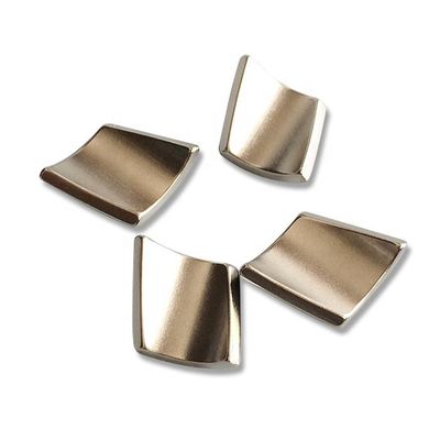 kualitas N52 Neodymium Permanent Magnets Skew Cut Industrial Sheet Magnets untuk aplikasi motor dan generator pabrik