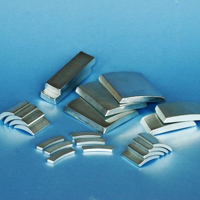 0.01mm Electric Motor Neodymium Magnet , Y32 Y35 Arc Shaped Magnets