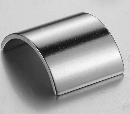 kualitas N40-N50 Neodymium Arc Magnet untuk DC Motor Permanen pabrik