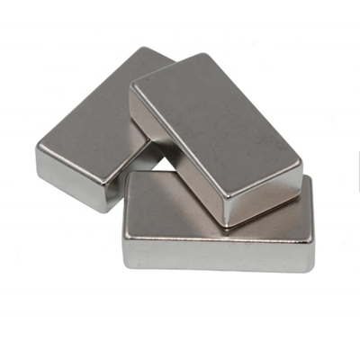 60X10X3mm Kuat Bar Neodymium Magnet Permanen Kuat