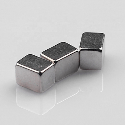 Magnet Bar Industri AlNiCo N54 Kecil Ramah Lingkungan 0,01mm