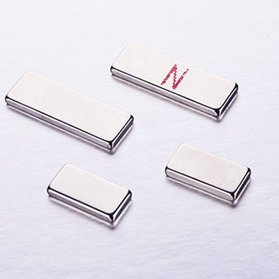 kualitas Magnet Neodymium Industri 13Mm X 3Mm N54 Untuk Motor Linier pabrik