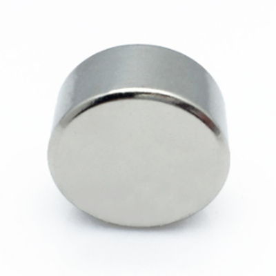 Harga yang pantas Circular N42 Neodymium Disc Magnet Black Epoxy Coated permanen on line